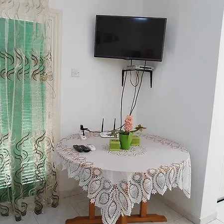 Pelagos Hill Apartmán *